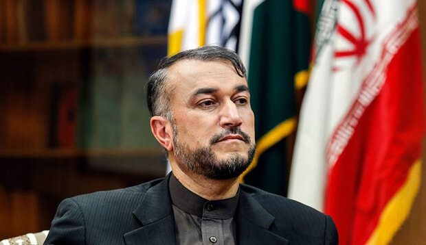 عبد اللهیان : المناورات الصاروخية للحرس الثوري الإيراني تمثل مصدرا لاقتدار