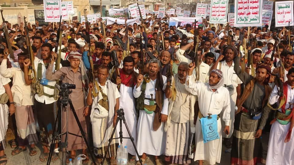 وقفات ومسيرات غاضبة في المحافظات اليمنية تؤكد أن الشعب اليمن كله أنصار الله  