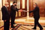 سفیر آکردیته ایران استوارنامه خود را تقدیم رئیس دولت وفاق ملی لیبی کرد