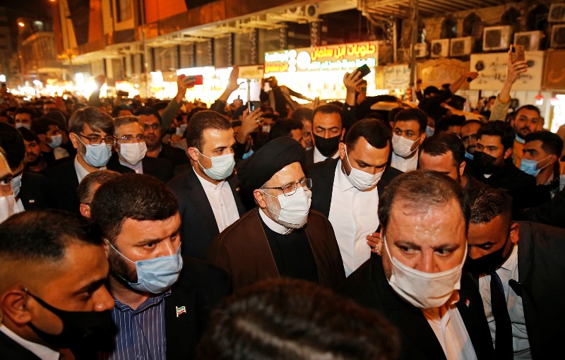 استقبال شعبي في مدينة الكاظمية لرئيس القضاء الايراني ایة الله رئیسی  
