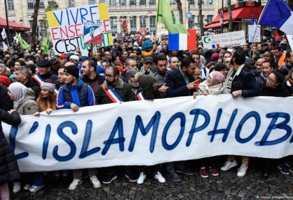 تظاهرات در پاریس علیه تشدید اسلام ستیزی در فرانسه