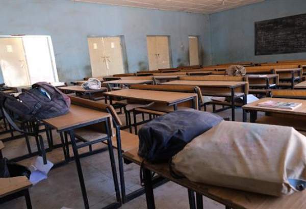 نائیجیریا کے بورڈنگ اسکول سے سیکڑوں طالبات اغوا