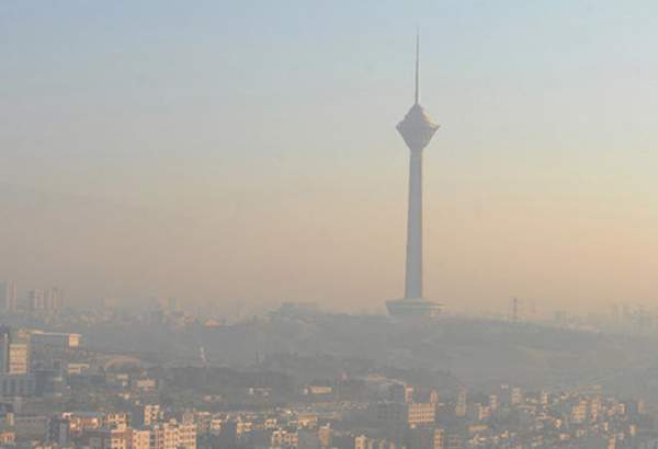 شاخص کیفیت هوای تهران برای گروه‌های حساس جامعه آلوده است