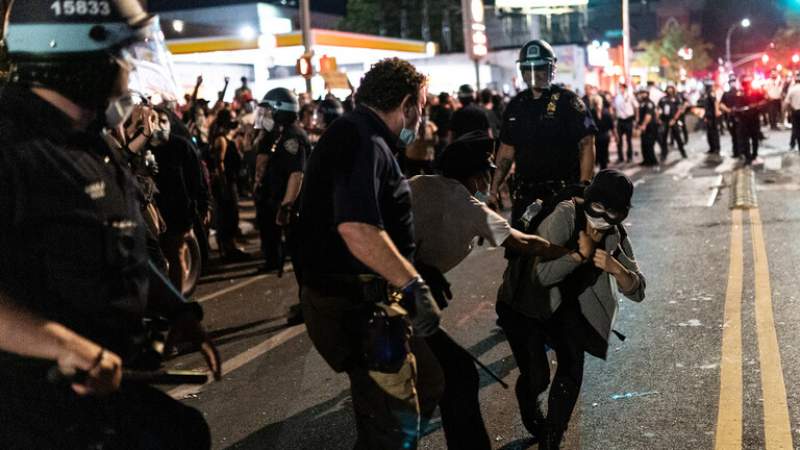 تجدد الاحتجاجات على عنصرية الشرطة الأمريكية