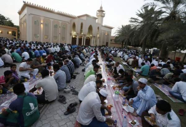 برپایی سفره‌های افطار رمضانی در امارات و مصر ممنوع شد