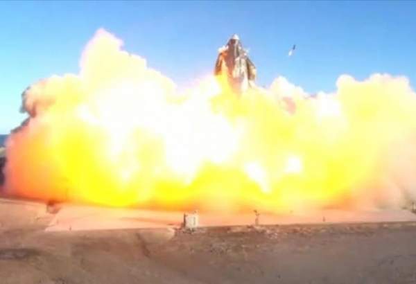 انفجار صاروخ شركة "سبيس إكس" العملاق للمرة الرابعة