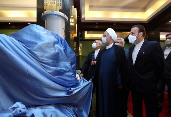 President Rouhani unveils nuclear achievements on National Nuclear Technology Day (photo)  <img src="/images/picture_icon.png" width="13" height="13" border="0" align="top">