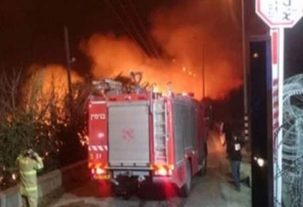 تل ابیب میں بن گوریون ہوائی اڈے کے قریب اچانک آگ بھڑک اٹھی