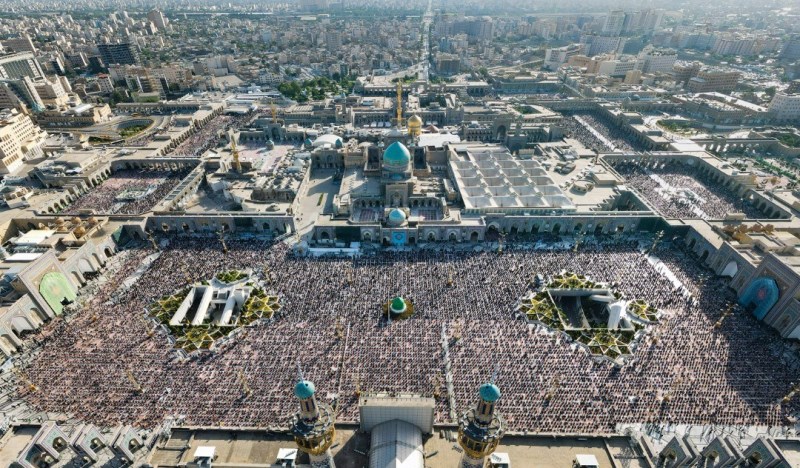 اقامة صلاة عيد الفطر في طهران والعديد من مدن البلاد