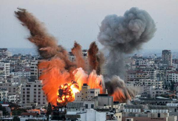 Israeli warplanes carries out nearly 30 airstrikes on Gaza Strip