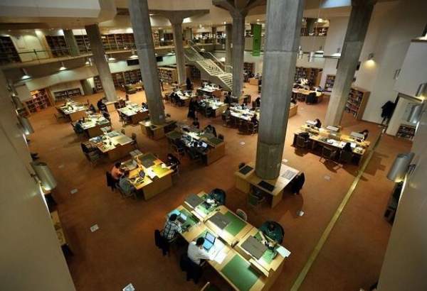 بازگشایی تالار‌های عمومی کتابخانه ملی همزمان با کاهش فراگیری کرونا