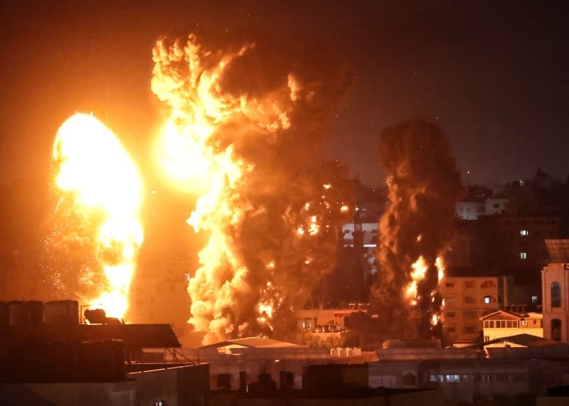 فجر الثلاثاء و لليوم التاسع.. سلسلة غارات عنيفة على شمال قطاع غزة