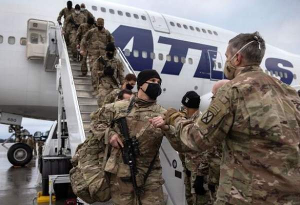 خروج  بیش از نیمی از نظامیان آمریکا از افغانستان