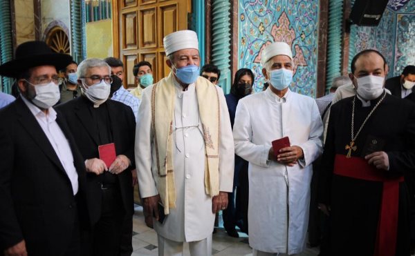 Leaders of religious minorities in Iran cast their vote in Presidential election 2021 (photo)  