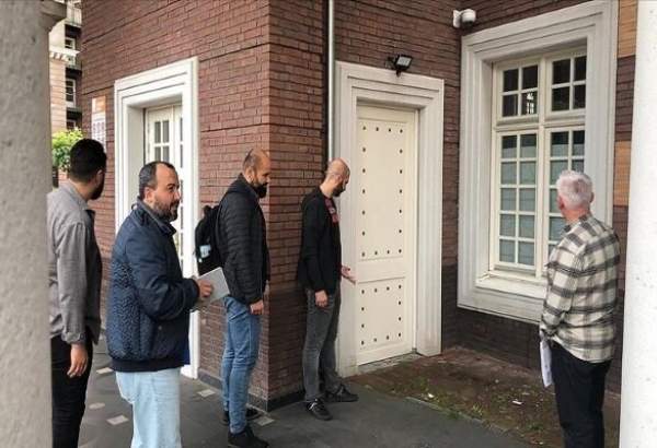 Une mosquée attaquée par des anti-islamistes à Amsterdam