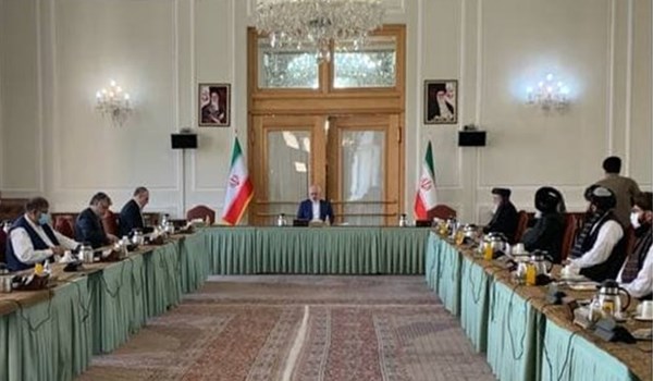 بدء المفاوضات الافغانية بحضور مندوبي الحكومة الافغانیة و طالبان في طهران