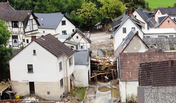 نحو 1300 شخص في عداد المفقودين جراء الفيضانات في ألمانيا