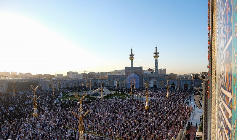 Eid al-Adha prayer held in holy shrine of Imam Reza (photo)  