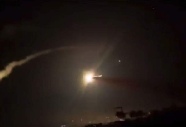 پدافند هوایی سوریه با حمله موشکی رژیم صهیونیستی مقابله کرد