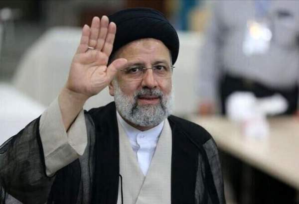 رییس جمهوری اهواز را به مقصد تهران ترک کرد