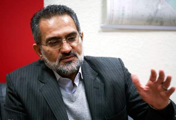 حسینی: رئیس جمهوری بر اجرایی شدن منویات رهبر معظم انقلاب تاکید دارد
