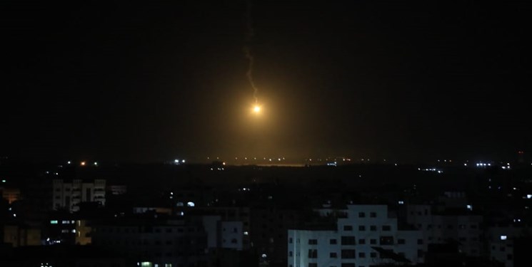 هدف قرار گرفتن پایگاه مقاومت در جنوب غزه از سوی جنگنده‌های اسرائیل