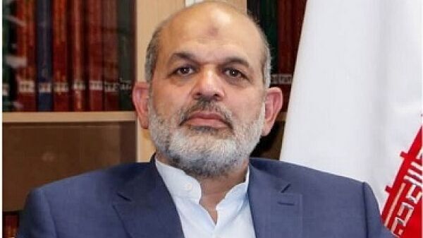 وزير الداخلية أحمد وحيدي "رئيسا لمجلس الأمن الداخلي"