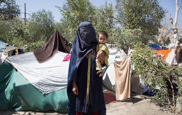 Kabul refugee camp (photo)  