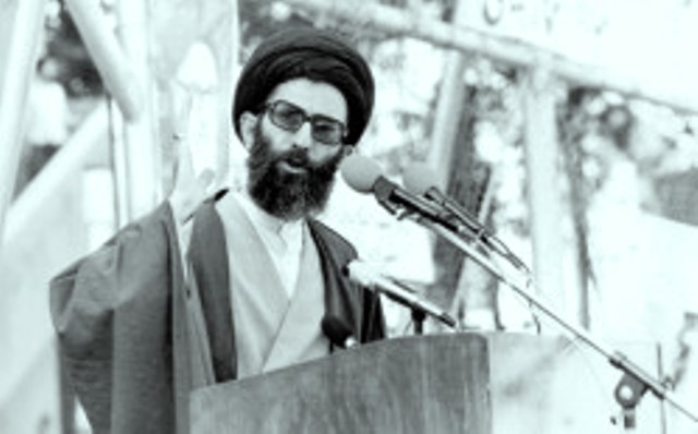 الإمام الحسين بنهوضه ضد حاكم زمانه الجائر أصبح قدوة لجميع الأحرار في العالم  