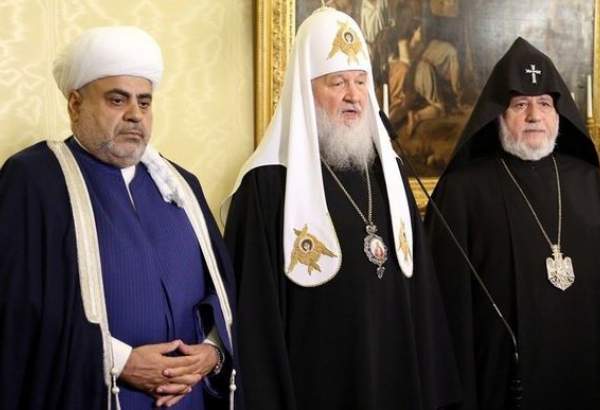 Les chefs religieux de Bakou, Erevan et Moscou appellent à la résolution des tensions dans le Caucase