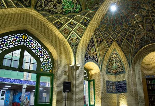 225 mosquées de Téhéran participent à la campagne de vaccination