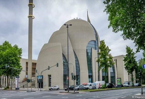 تلا‌ش‌های مستمر آلمانی ها برای لغو مجوز پخش اذان از مسجد کلن