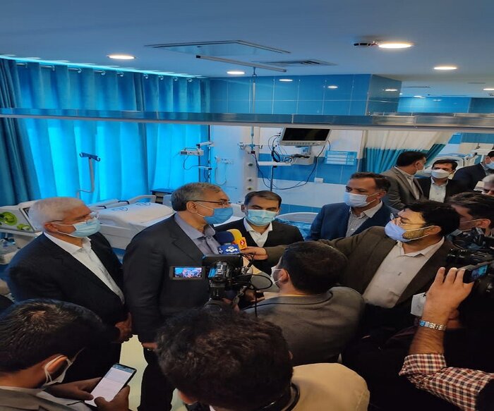 وزير الصحة : 76 مليون شخص في ايران تلقّوا (الجرعة الاولى) من لقاح كورونا