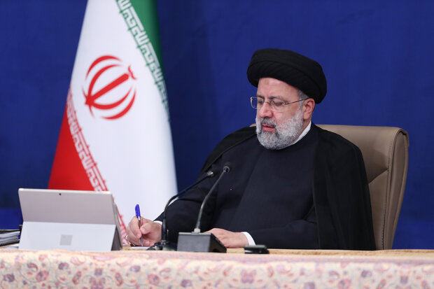الرئيس الايراني يعزي  رحيل آية الله مجتهد شبستري