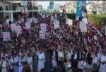 تظاهرات گسترده مردم الحدیده در محکومیت جنایات ائتلاف سعودی