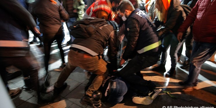 ۱۷ نفر از معترضان به دولت ترکیه در آنکارا بازداشت شدند