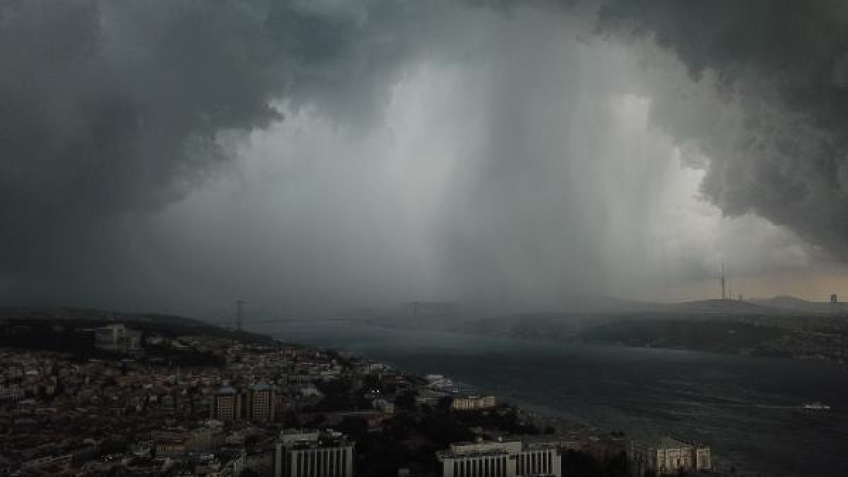 خسارات فراوان توفان شدید در استانبول+ فیلم  