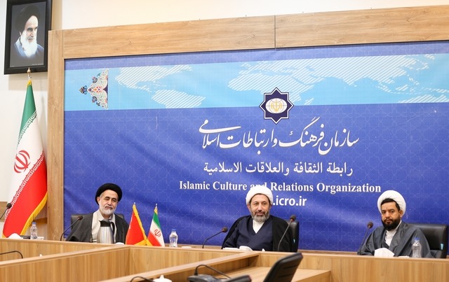 عصر جدید مسلمانان بعد از شکل گیری انقلاب اسلامی ایران آغاز شد