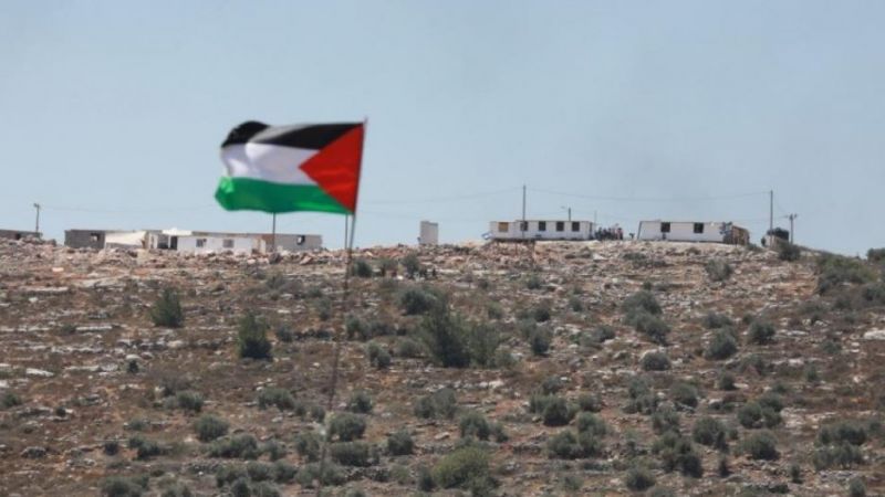 مقاومون فلسطينيون يستهدفون بؤرة "أفيتار" الاستيطانية....ببلدة بيتا جنوب نابلس
