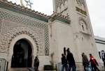 الداخلية الفرنسية تعلن إغلاق 21 مسجدا