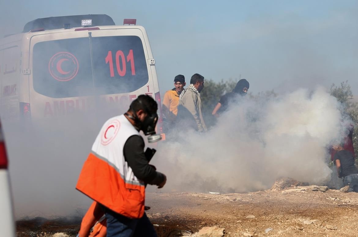 جبريل : اصابة 154 فلسطينياً جراء اعتداءات الاحتلال بالضفة الغربية