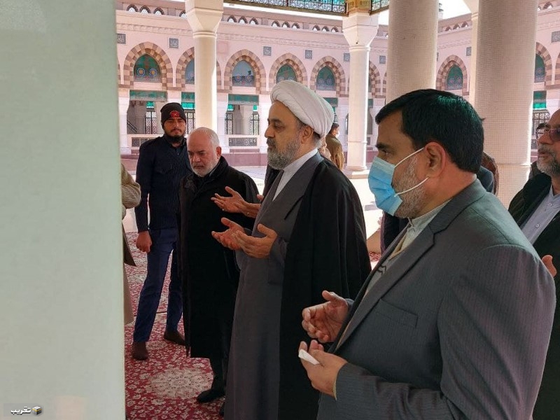 الدكتور حميد شهرياري يزور مقام " بري امام "  في اسلام اباد  