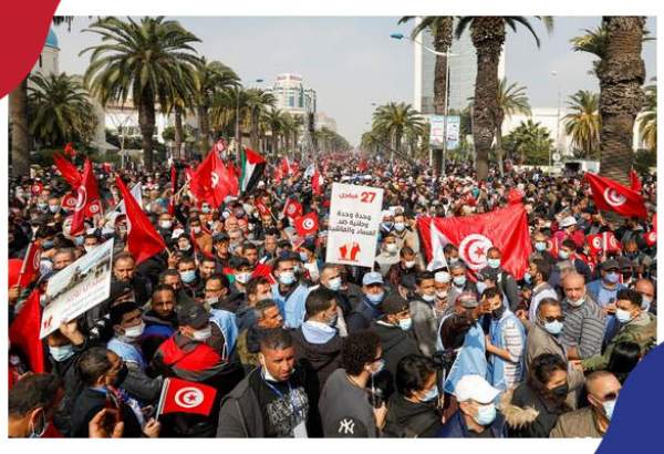 النهضة تدعو لمظاهرات واسعة بذكرى "الثورة" ضد انقلاب سعيد
