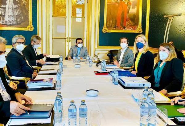 Meeting of Iran, three European countries negotiators held
