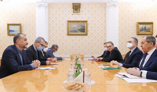 لافروف وعبداللهيان يؤكدان تصميم روسيا وإيران على مواصلة المفاوضات حول الاتفاق النووي