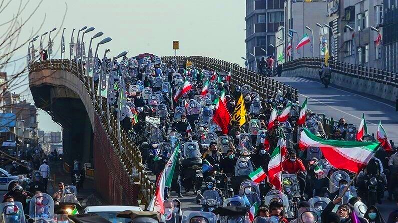 لحظة بلحظة.. ملايين الايرانيين يحيون ذكرى انتصار الثورة الاسلامية