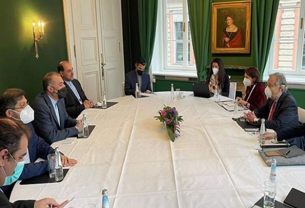 دیدار و گفتگوی امیرعبداللهیان با دبیرکل سازمان ملل در مونیخ