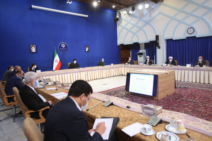 الرئيس الايراني يؤكد ضرورة اتباع التعليمات الصحية