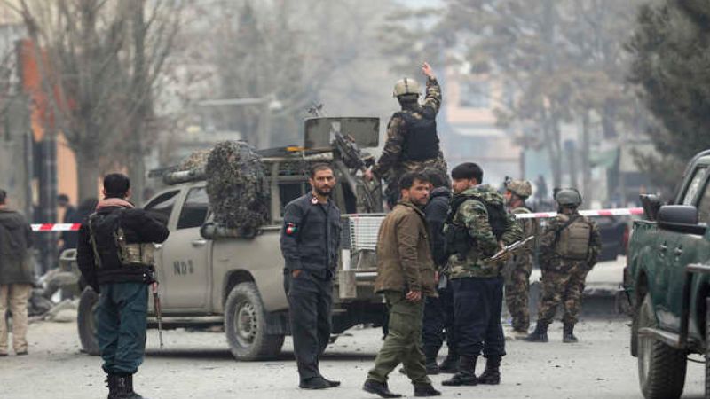 ارتفاع حصيلة التفجيرات مدرسة للبنين غرب كابول إلى أكثر من 20 شهيدًا