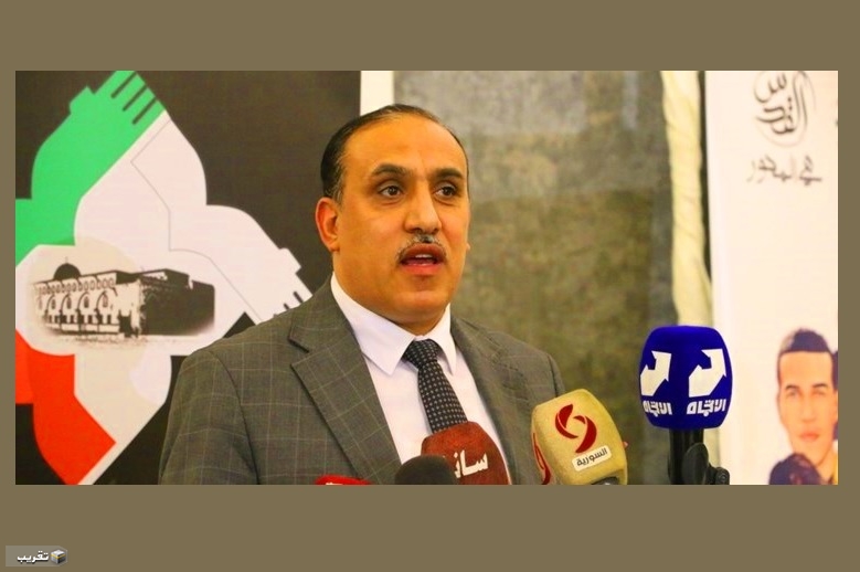 السفير اليمني في سوريا عبد الله علي صبري في مؤتمر شباب القدس الذي نظمته جمعية الصداقة الفلسطينية الإيرانية في دمشق